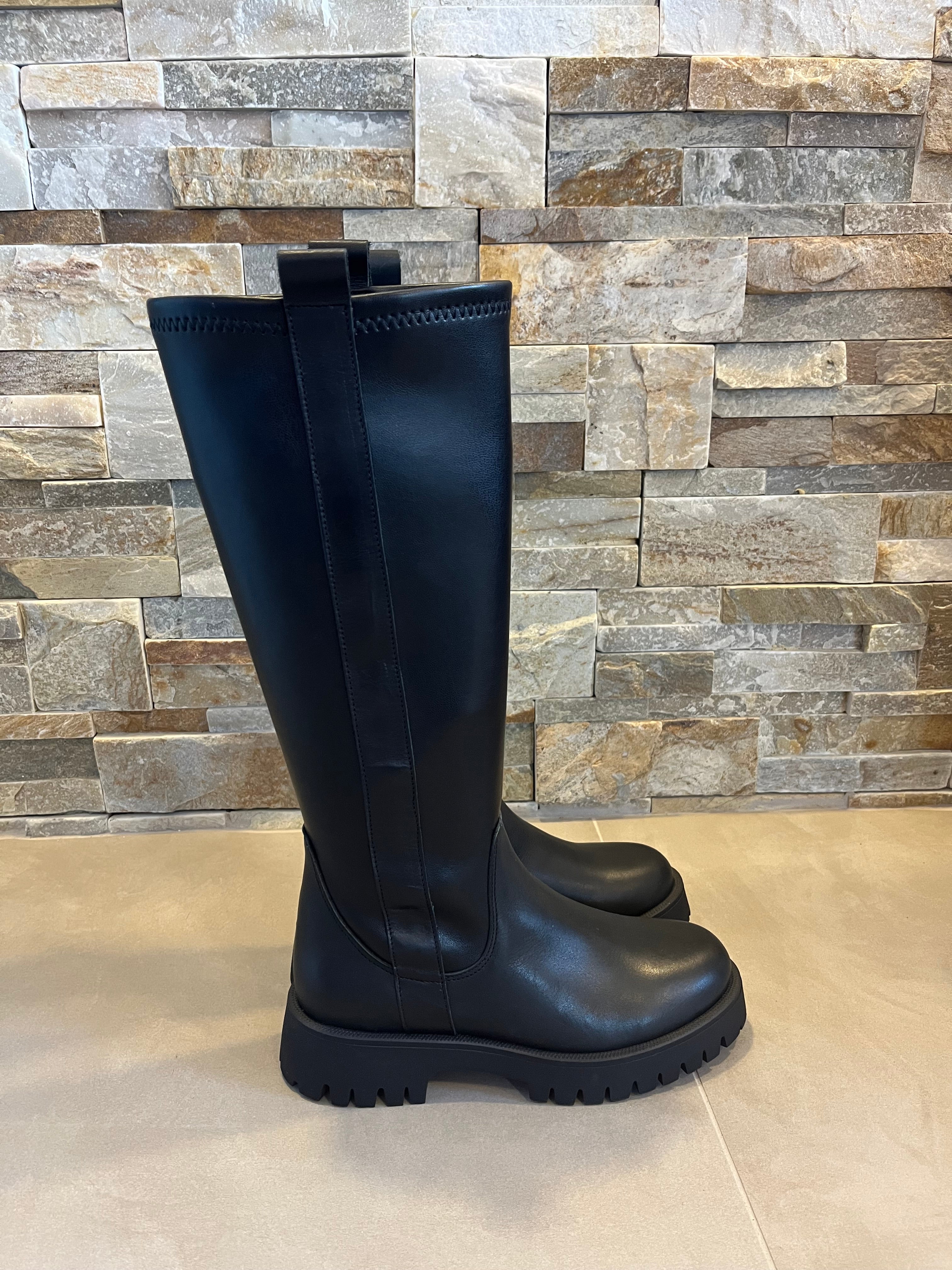 Stivale in pelle FRAU - Calzature principe