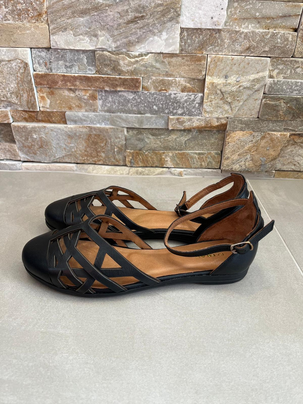 Sandalo donna nero-FRAU - Calzature principe