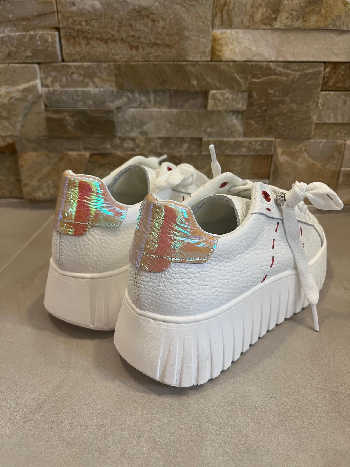 Sneakers donna bianche-DIVINE FOLLIE - Calzature principe