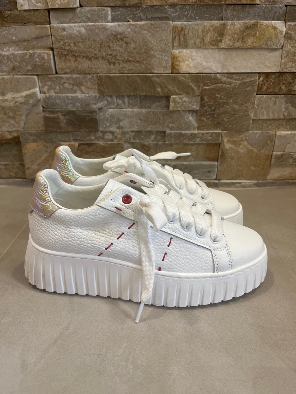 Sneakers donna bianche-DIVINE FOLLIE - Calzature principe