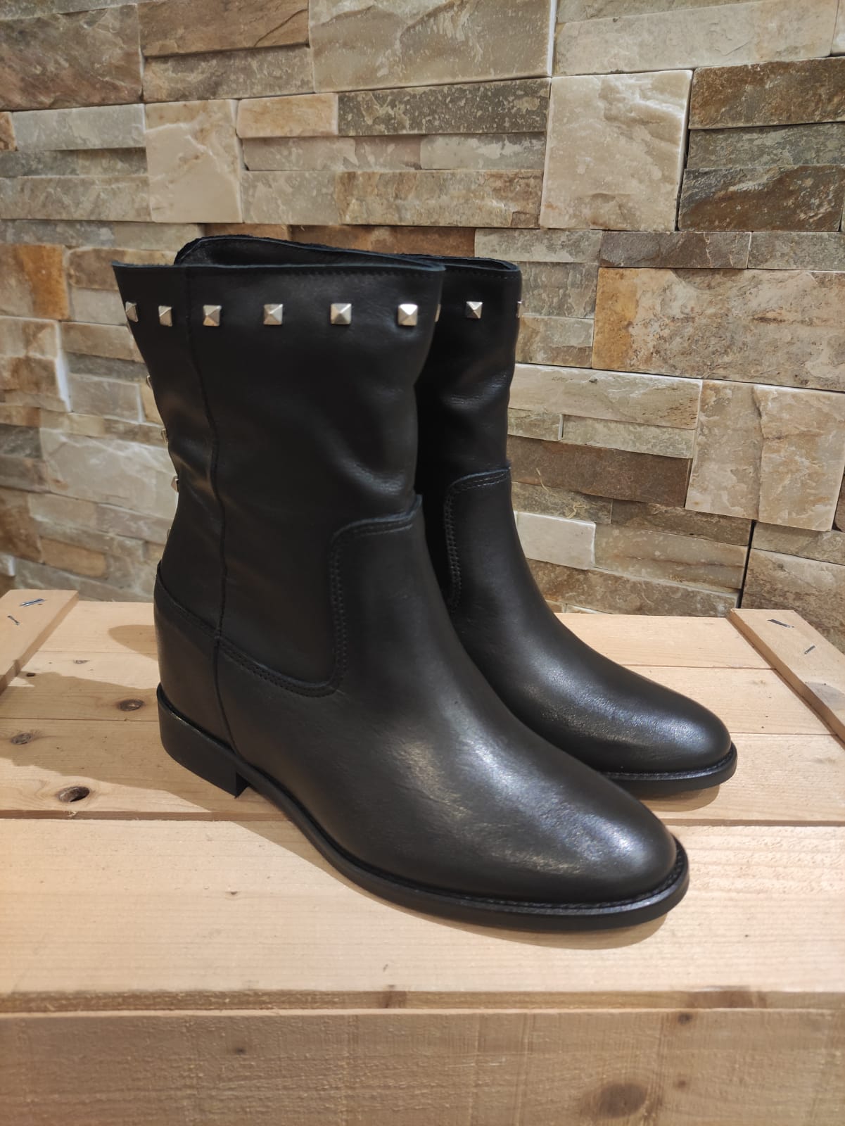 Stivaletto donna con zeppa interna - Calzature principe