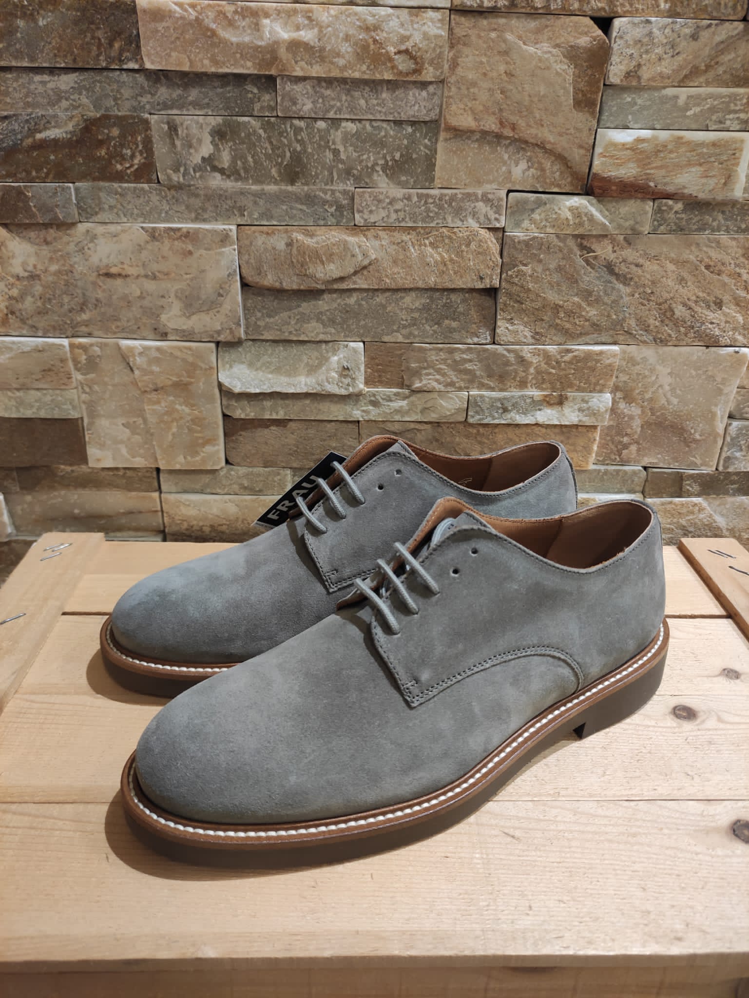 Scarpa uomo-FRAU - Calzature principe